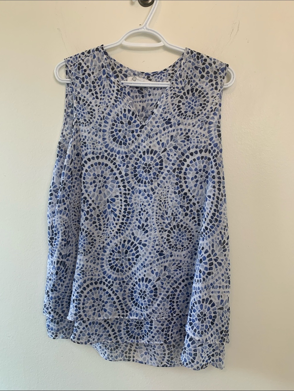 Sleeveless Blue Mosaic Print Tunic Top